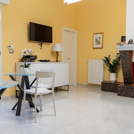 Отель A Casa Dei Miei Сан-Пьетро-Вернотико Экстерьер фото